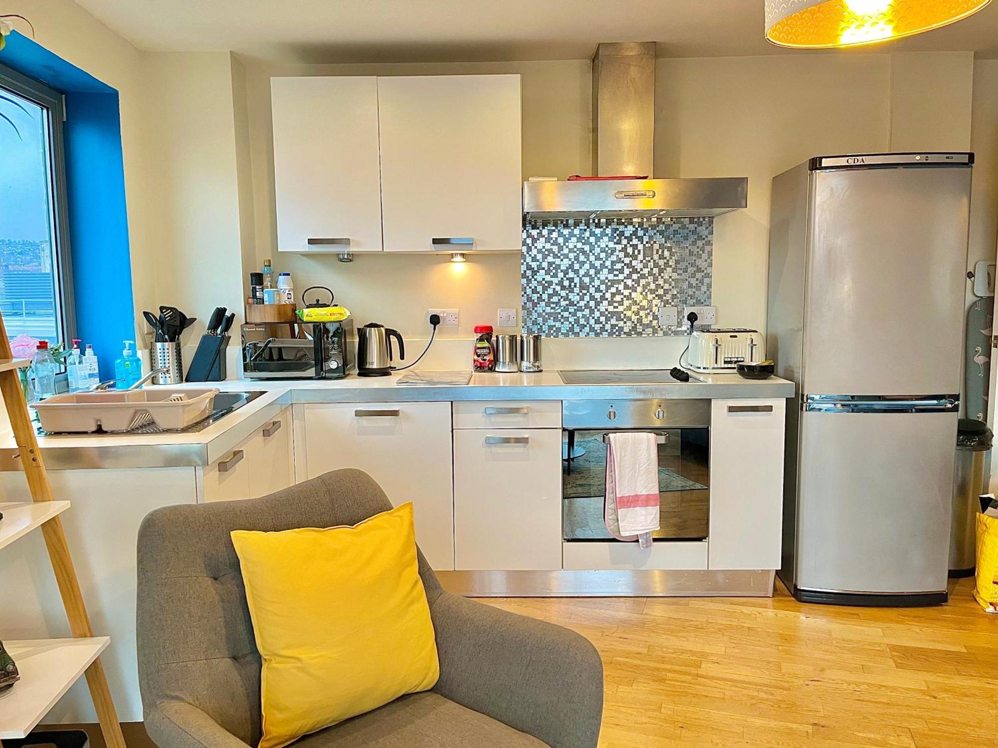 Skyview Apartment By Noknokstay - City Centre With Parking - Group, Family, Business Sheffield Exterior foto