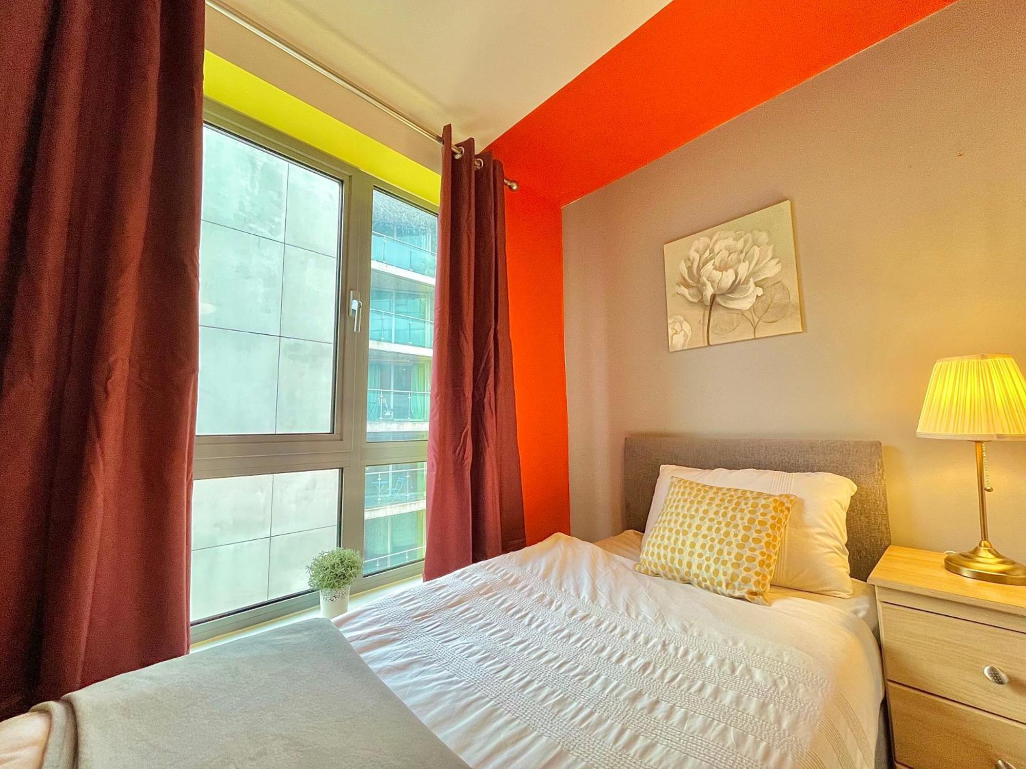 Skyview Apartment By Noknokstay - City Centre With Parking - Group, Family, Business Sheffield Exterior foto